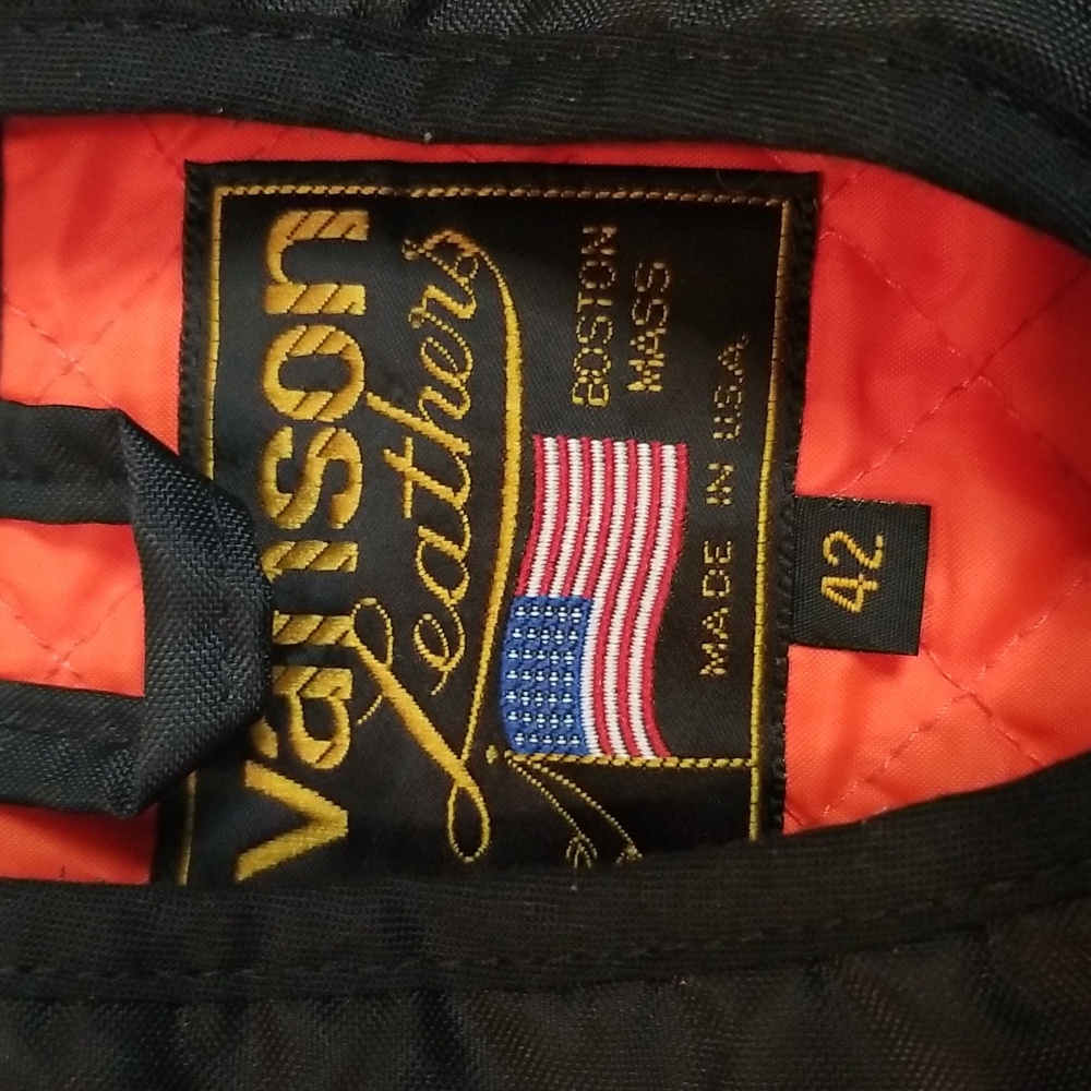 Vanson Black Triple Closure adjustable Quilted Vest Size 42 - Picture 3 of 13